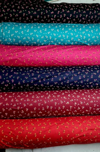 Combed cotton printed fabric