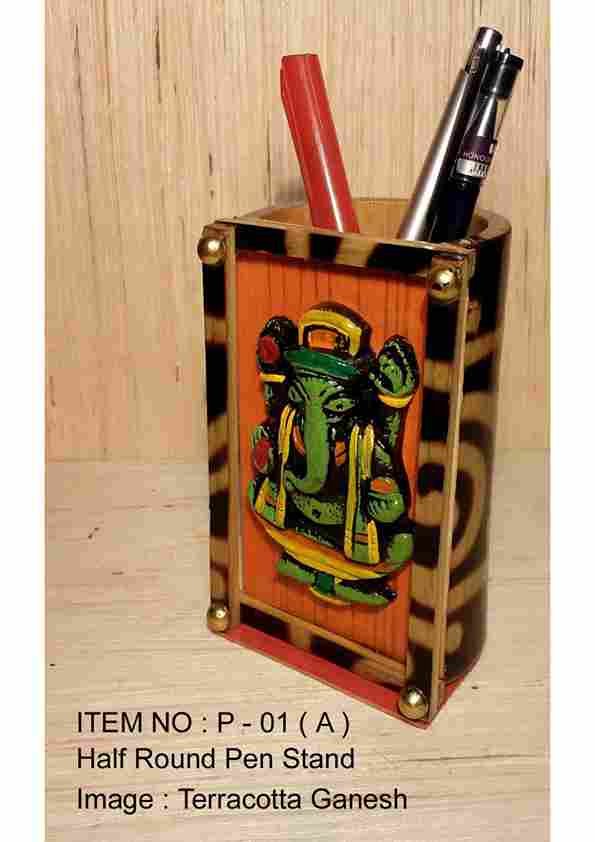 Wooden Handicraft Pen Stand