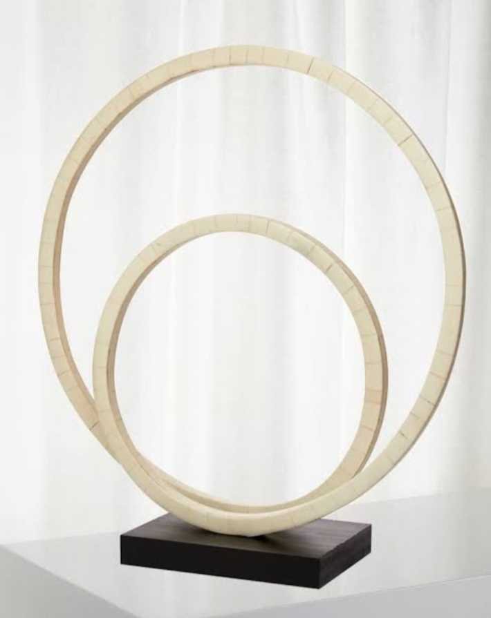 Table Pendent Resin Ring