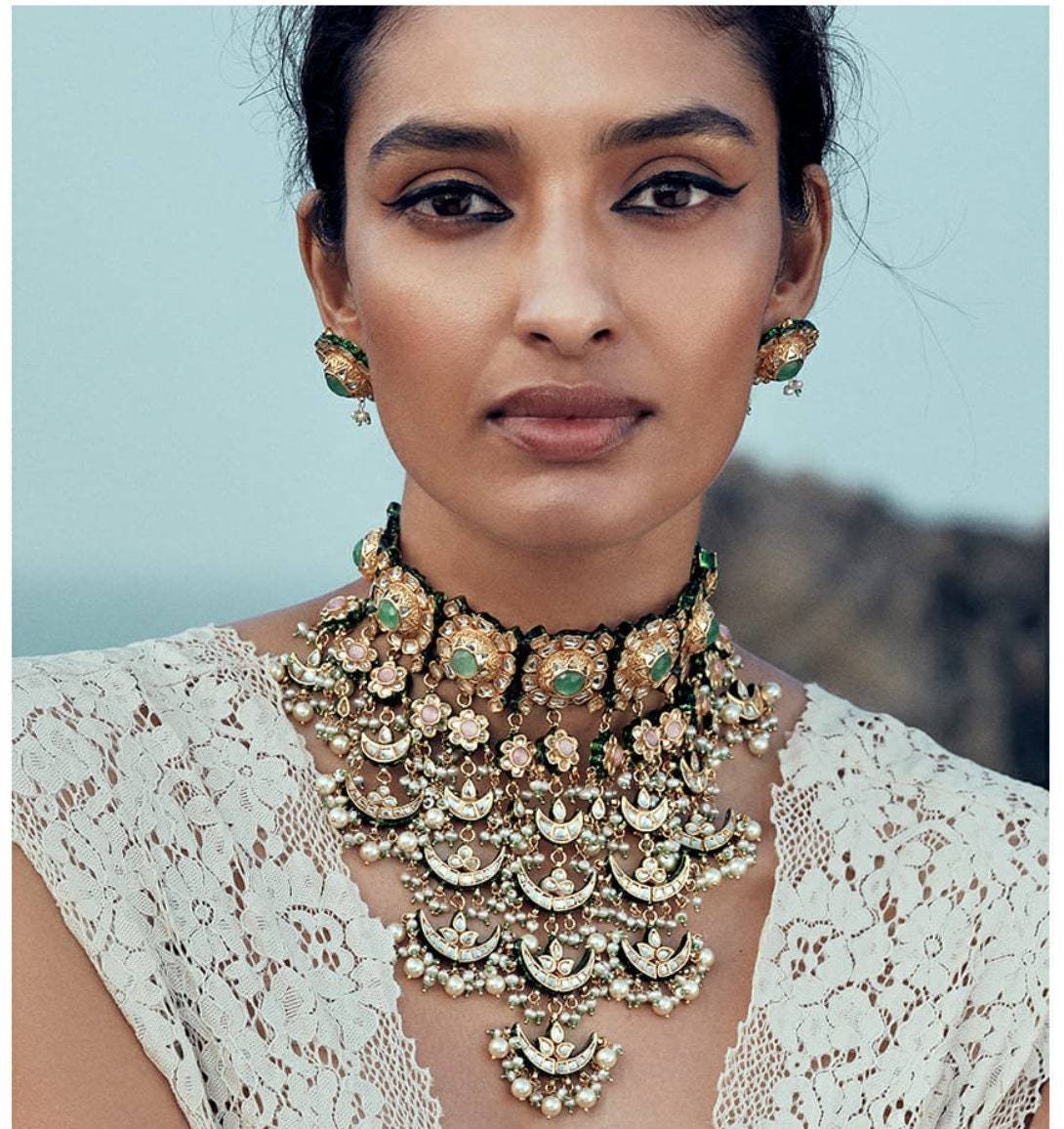 Bollywood Style Bridal Gold Plated Bikaneri Kundan Choker Necklace With Pearls