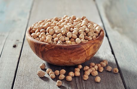 White chickpeas