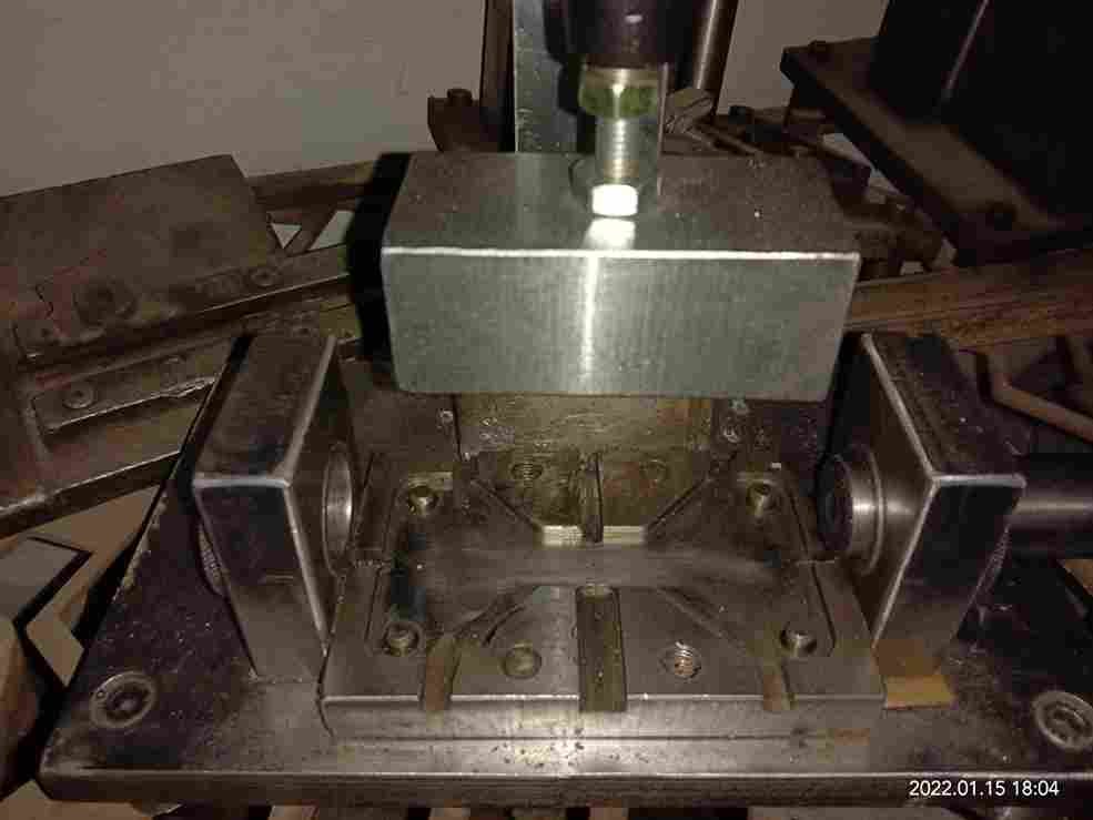 Welding fixtures