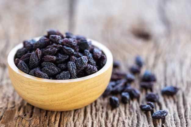 Black Raisins